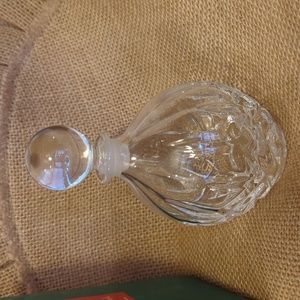 GENZIANA PERFUME BOTTLE  24% LEAD CRYSTAL W/TOP